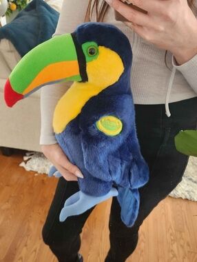 🦜 Vintage Large 16 inch Crayola Toucan Bird Plush Stuffed Animal 🦜